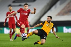 英超三强不败传奇：曼城、利物浦、曼联持续领跑